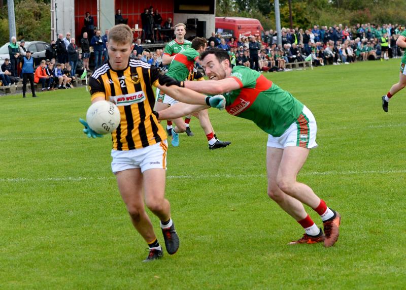 Action from the clash of Upperchurch Drombane and Loughmore Castleiney on Sunday last 