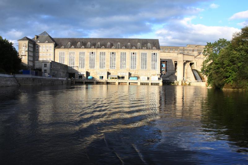 ESB power station straddling Tipperary border reopens to public after three-year closure