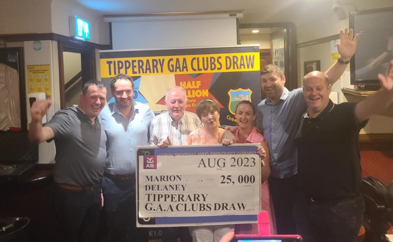 Great excitement as Marion Delaney takes home €25,000 in the Tipp Clubs Draw!