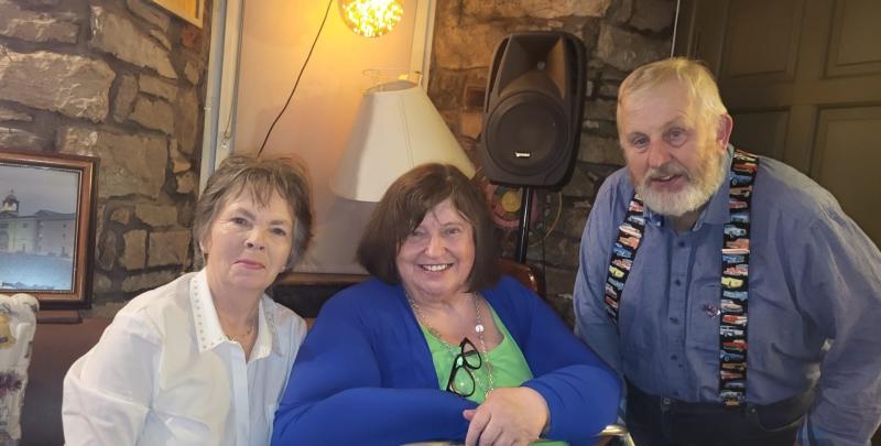 Croke Street residents visit Kinnanes of Upperchurch for a wonderful night of reminiscing 