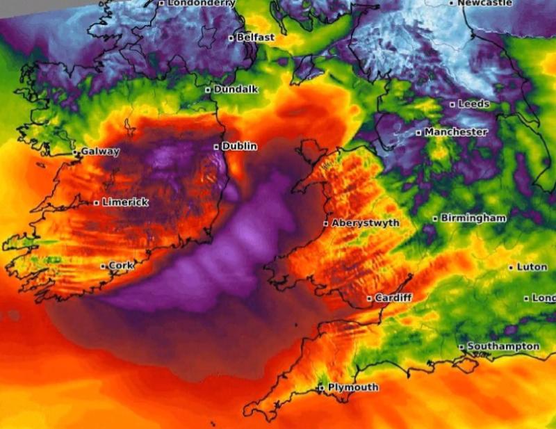 Met Eireann issues Status Orange warnings with Storm Fergus to wreak havoc