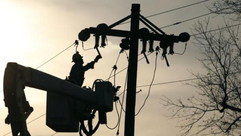 Over 1,000 homes without power in Tipperary as ESB works to restore service