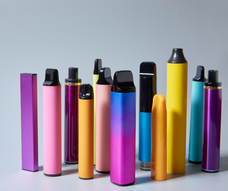 SAFETY ALERT: HSE warns Irish people to 'stop using' these vapes amid major product recall