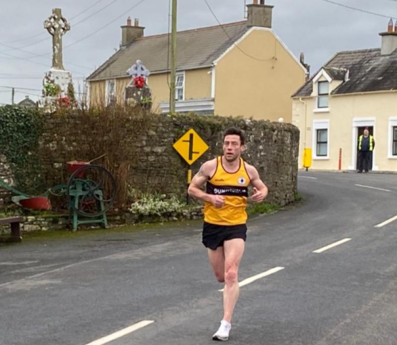 Barry Hartnett wins 10k road race in support of West Tipperary GAA Club