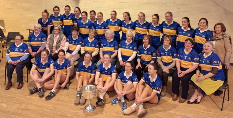 Mná Thiobraid Arann gave one right rendition of 'Sliabh na mBan' in Bansha on Sunday last