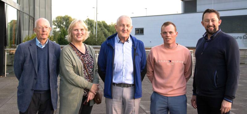 Tipperary locals striving to keep local Tipperary town clean and fresh
