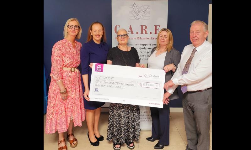 County Tipperary Chamber raises over €6,000 for Cancer Support at Charity 80's night