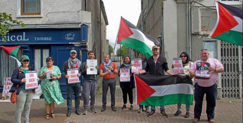 Carrick-on-Suir protest calls for end to slaughter of Palestinian people in Gaza