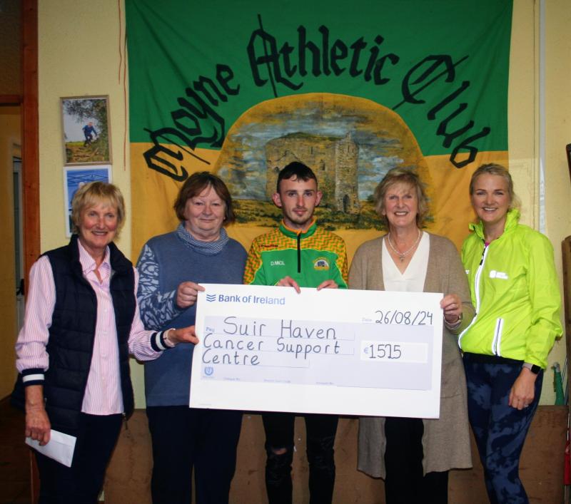 Moyne Athletic Club make a fine presentation to Suir Haven Cancer Support Centre in Thurles