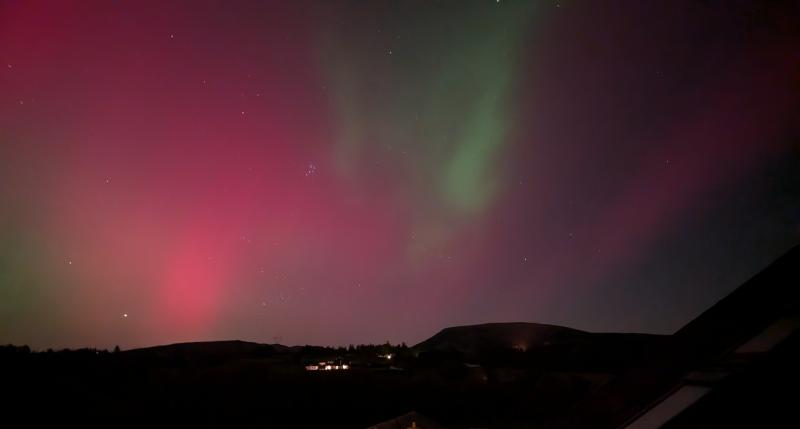 STUNNING! Picture of Northern Lights over Tipperary taken by local man 
