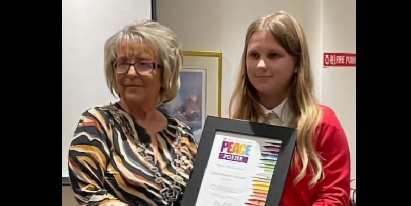 Sixth Class pupil Liliana wins Peace Poster competition in Tipperary