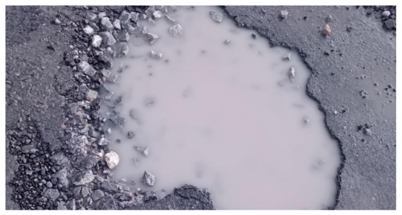 Concerns raised over potholes endangering children at play in Tipperary town 