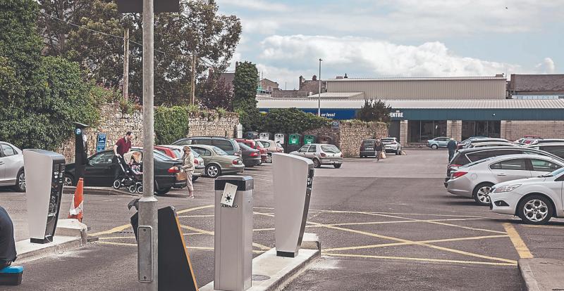 Motorists in this town in Tipperary 'deserve a break'  from high parking charges