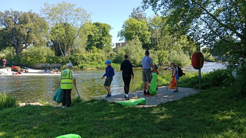 Tipperary Scout group embarked on a major community litter clean-up operation