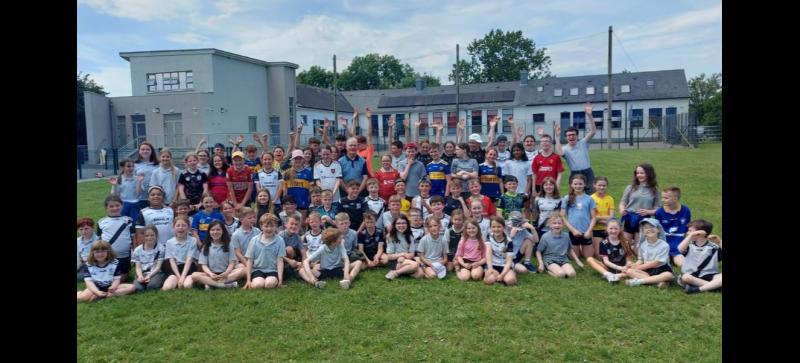 50 years of dedication as Tipperary primary school says goodbye to beloved hurling coach!