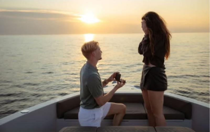Irish Premier League star proposes to childhood sweetheart Eimear weeks after record move
