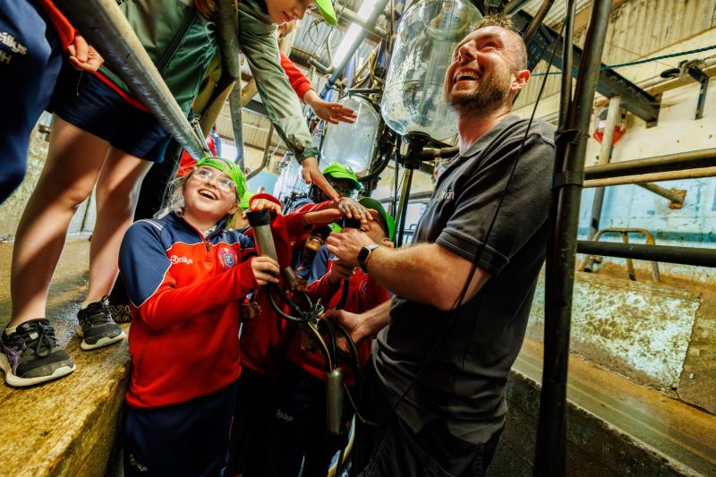 Students from Tipperary school share their recent trip to a dairy farm 