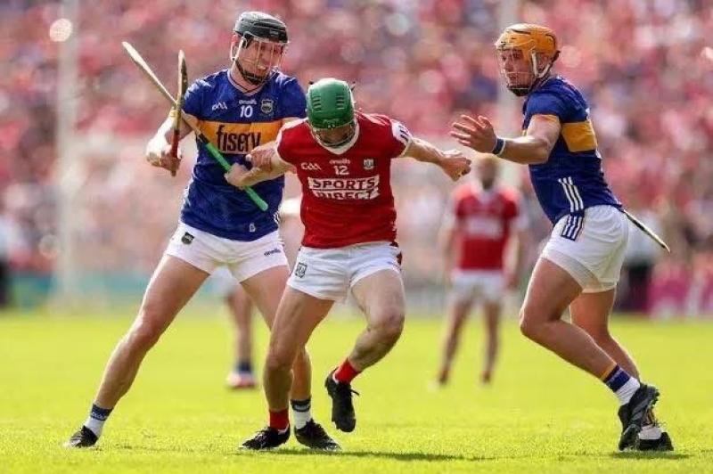 WOW! Five lucky members of the Tipperary Supporters Club snap up All Ireland tickets