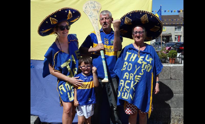 Carrick-on-Suir estate proudly shows off the Tipperary colours ahead of All-Ireland Final