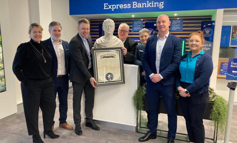 Bust of Irish hero unveiled in Tipperary Bank of Ireland branch