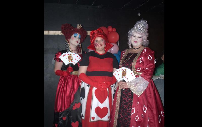 Carrick-on-Suir panto Alice in Wonderwall captured the hearts of audiences 