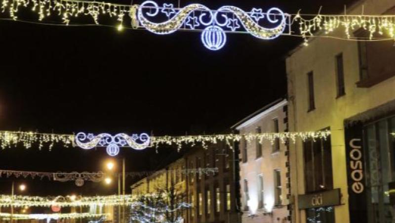 'Light Up Nenagh 2025' kicks off Christmas with music festivities and town lights 