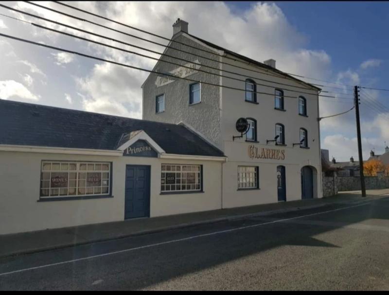 Legendary Tipperary bar will close on New Year's Eve due to the retirement of proprietors