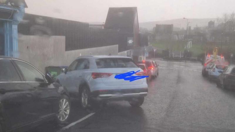 LIVE: Fury online over poor parking  in Tipperary that turned out to be 89-year-old driver
