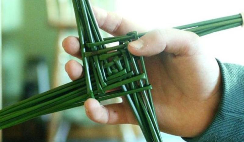 REVEALED: St Brigid&rsquo;s Day cross-making workshop to take place in Tipperary Town
