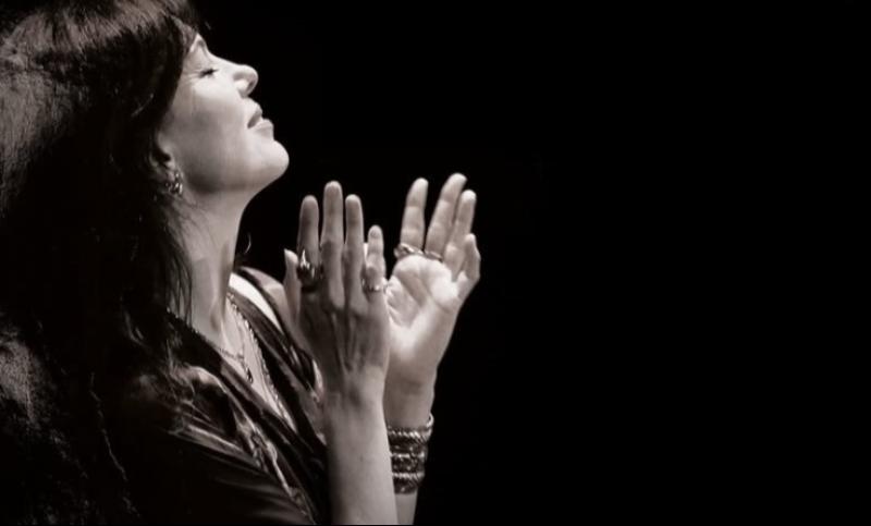 EVENTS: Imelda May brings intimate 'Raised on Songs and Stories' show to Tipperary