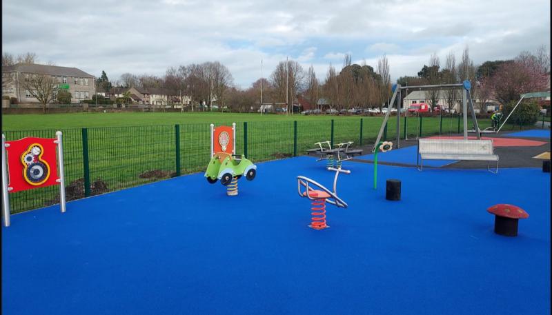 Carrick-on-Suir playground reopens after &euro;90,000 refurbishment project