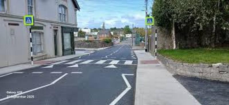 Council to write to larnr&oacute;d &Eacute;ireann requesting attendance at pedestrian footbridge 