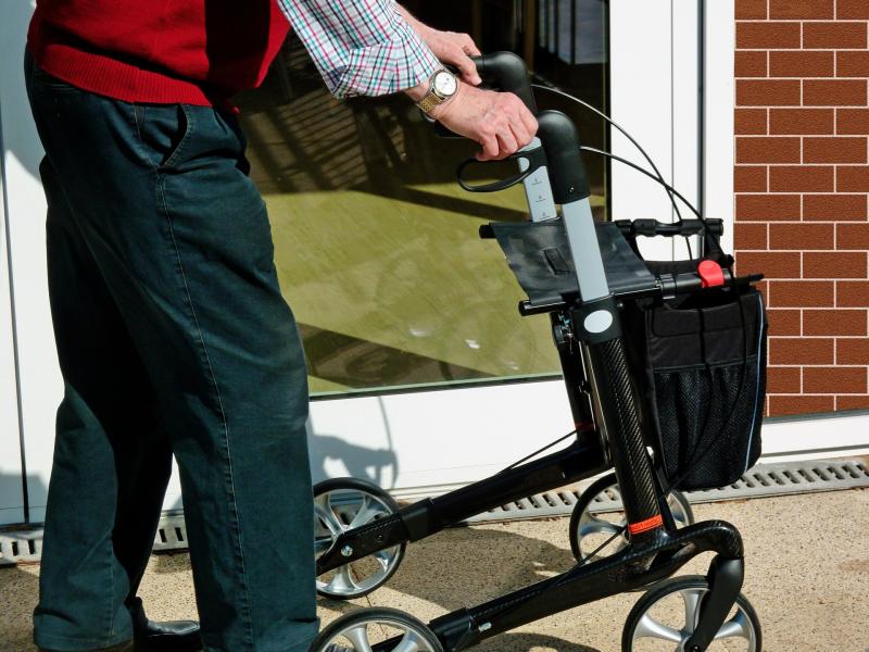 HSE rules out taking responsibility for public walkway at Tipperary nursing home