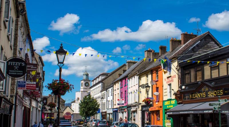 Well known town in Tipperary officially crowned Ireland's 'most weather obsessed'