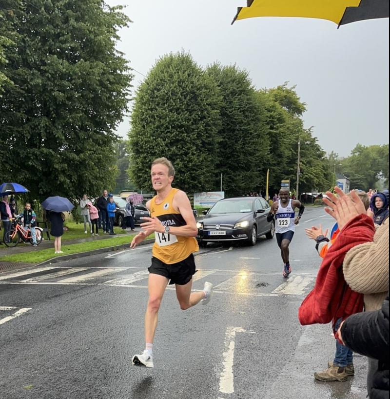 Wins for Moore and Mulhare at red hot Coillte 10k in Dundrum