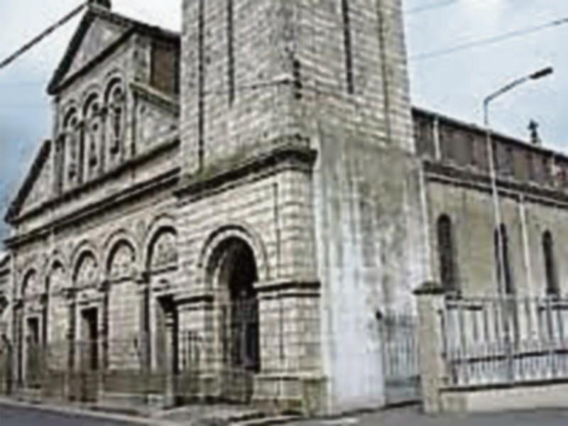 Up to 200 people gather at Carrick-on-Suir church to set up community campaign to fight town’s drugs problem