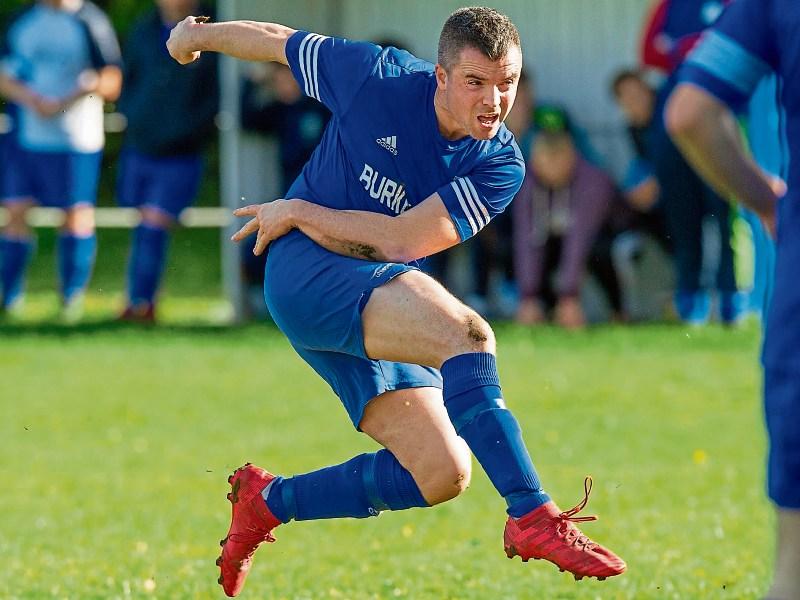 Clonmel Celtic hold on against Old Bridge in Tipp Premier League