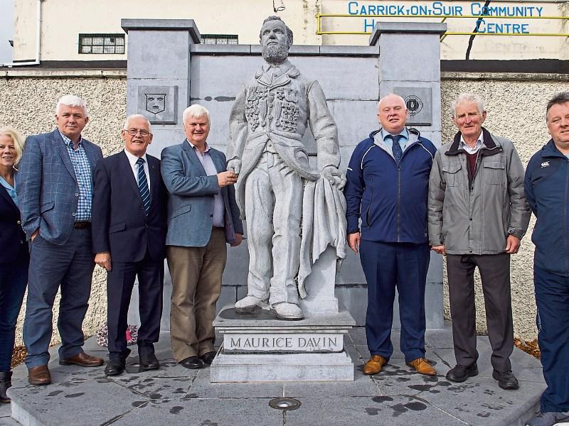 Former GAA President visits Carrick-on-Suir clubs