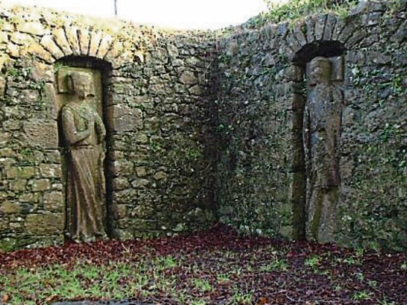 Cashel Chamber of Commerce celebrates 700 years of the Town Wall