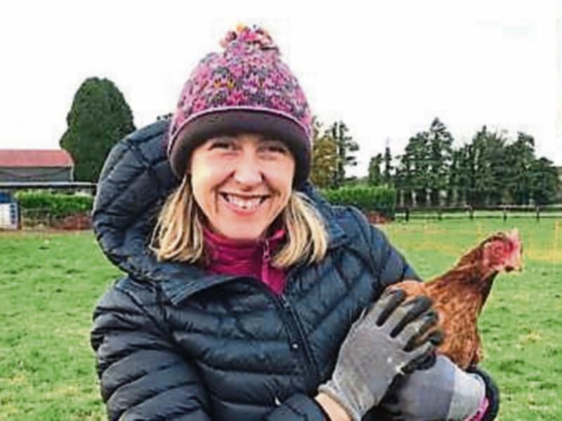 Tipperary farmer produces bone both from grass-fed chickens that proves brilliant for health