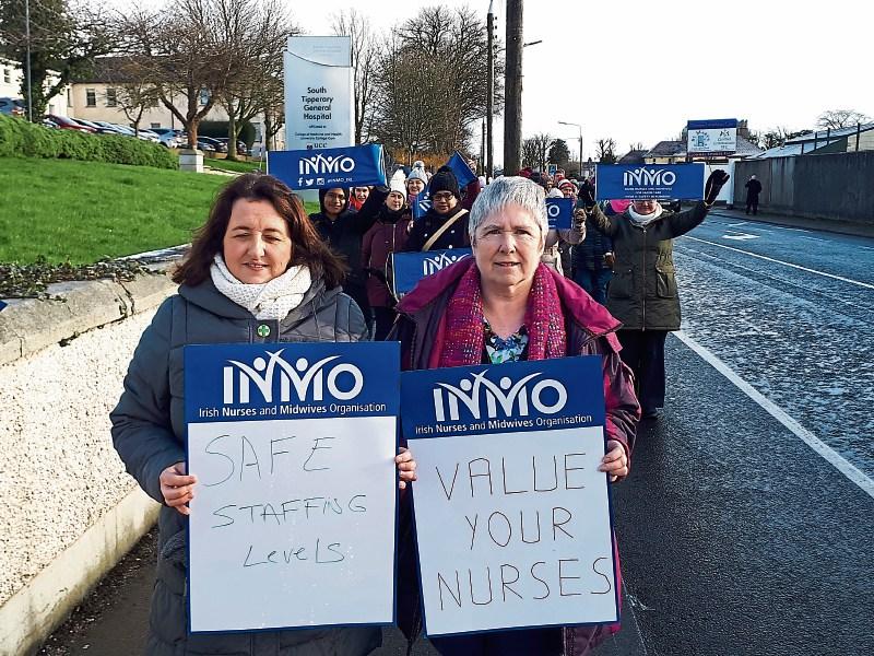 Strong public support for nurses on picket line at South Tipperary General Hospital