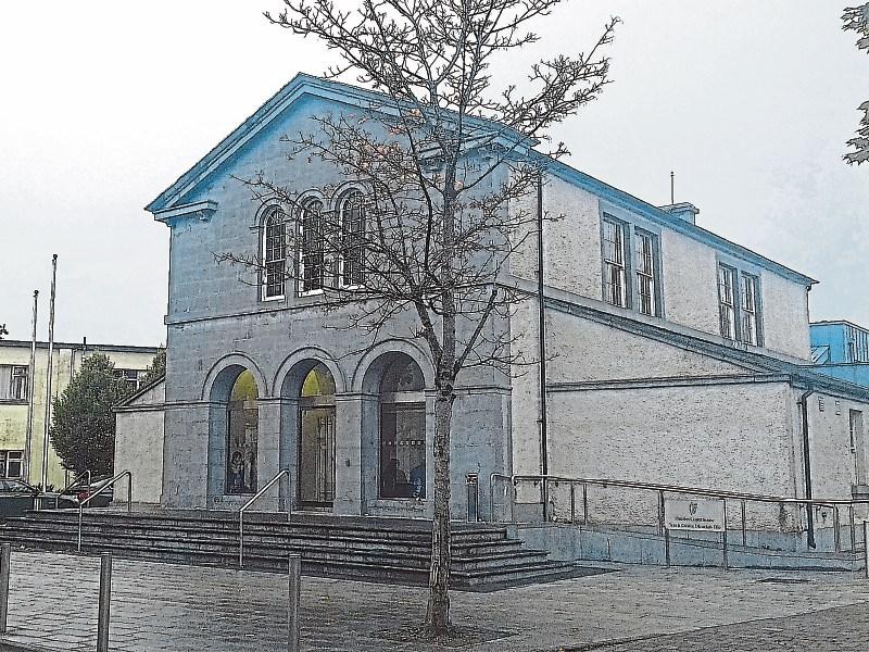 Thurles man ‘stripped down to his underwear’ in garda van 