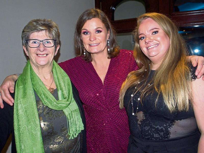 Daniel O’Donnell and Joe Dolan fans raise funds for cancer charity at Co. Tipperary fundraiser
