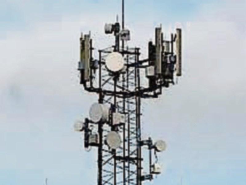 Mobile phone mast