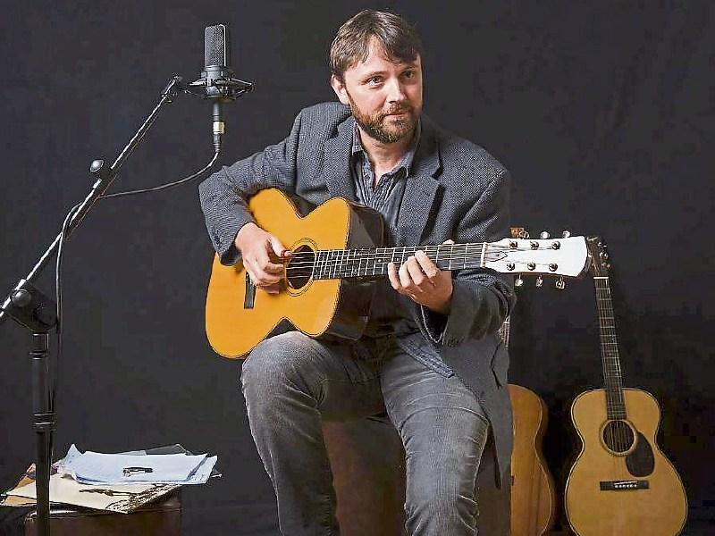 Folk singer Dónal Clancy to perform in Carrick-on-Suir this week
