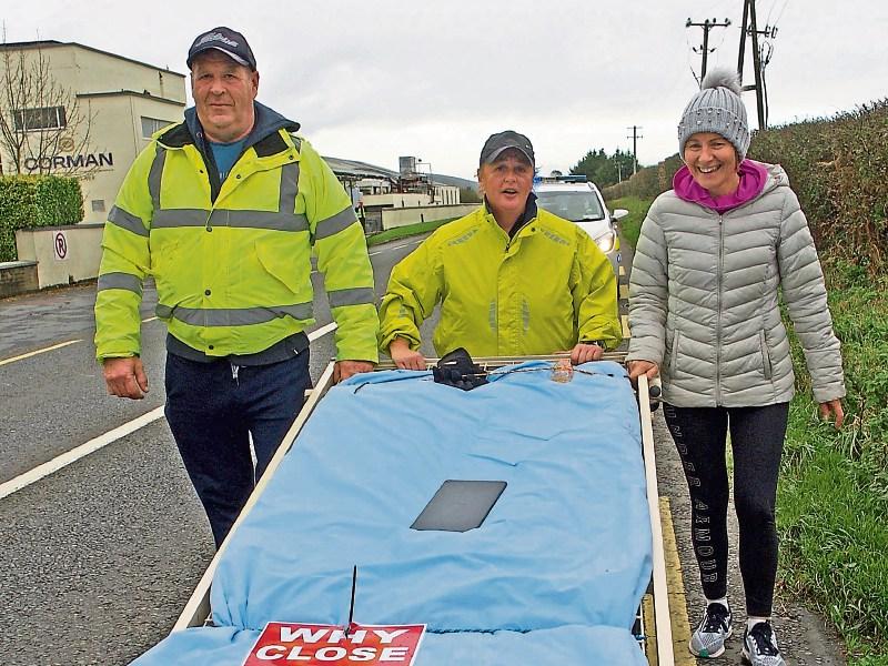 Carrick-on-Suir woman to continue bed push protests in her campaign to reopen hospital