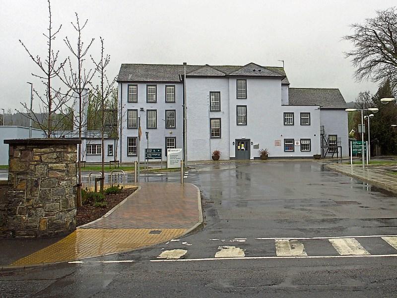 HSE says Carrick-on-Suir hospital would need to be demolished and rebuilt in order to reopen 