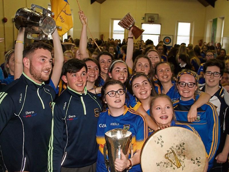 Tipp Town students welcome Liam McCarthy
