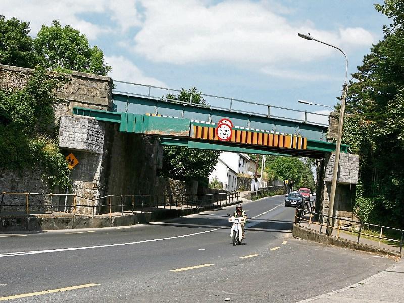 Councillor fears Carrick-on-Suir town centre traffic congestion during Pill Road closure