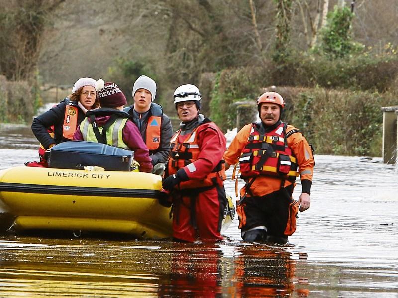 Anger mounts over traffic duty block on Tipperary civil defence volunteers
